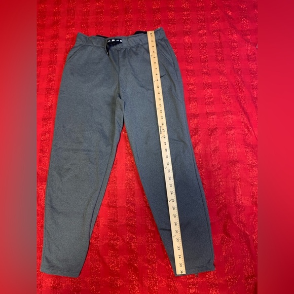 Nike Therma Fleece Gray Training Jogger, Zip Ankle with Logo, Women's M - Picture 9 of 9